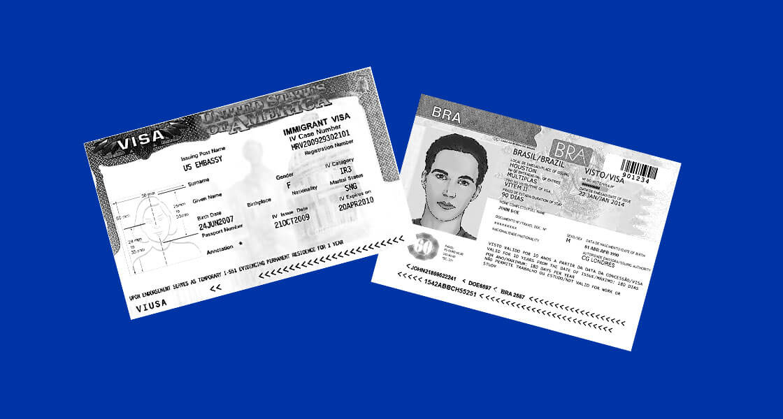 Zwei Visums-Karten mit Passbild in Schwarz-Weiß auf dunkelblauem Hintergrund